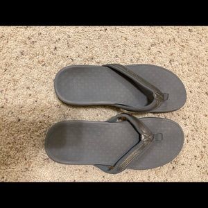 Vionic Flip Flops